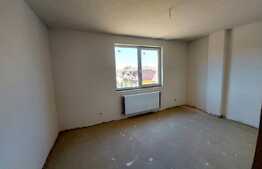 Apartament semifinisat, 3 camere, garaj, zona strazii Tauti, 5 minute de Vivo!