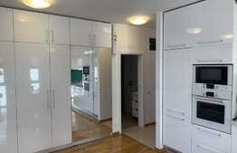 Apartament 3 camere, 72 mp, modern, parcare, in zona Piata Mihai Viteazu