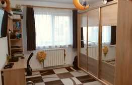 Apartament 3 camere, semidecomandat, 64mp