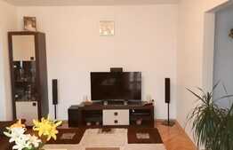 Apartament 3 camere, semidecomandat, 64mp