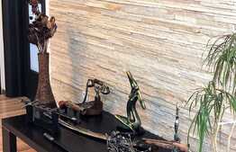 Oferta pe care o astepti de mult! Apartament cu 3 camere, 3 parcari, gradina, zona Eugen Ionesco