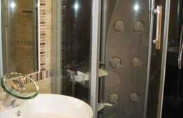 3 camere, 65 mp , 150 mp curte interioara, la 5 minute de REAL