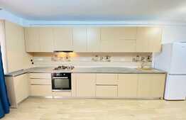 Apartament cu 2 camere, 60 mp, mobilat modern, parcare, zona Scala Center