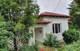 Casa de vanzare, 105 mp utili, 470 mp teren, Andrei Muresanu