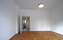 Casa de vanzare, 105 mp utili, 470 mp teren, Andrei Muresanu