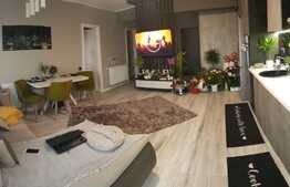 Apartament spatios, etaj intermediar, garaj, panorama ...