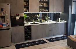 Apartament spatios, etaj intermediar, garaj, panorama ...