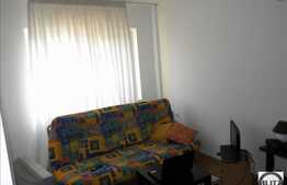 Vanzare 3 camere in zona Stejarului, 73 mp, decomandat