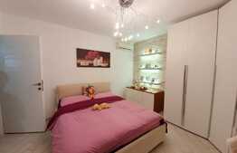 Oportunitate! Scara interioara, 137 mp, parcare! Zona strazii Florilor!