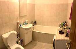 Apartament 3 camere, 63 mp, decomandat, boxa, zona Expo Transilvania