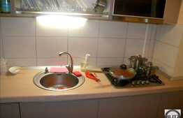 Vanzare apartament cu 3 camere, zona Sigma Center, cu garaj si parcare