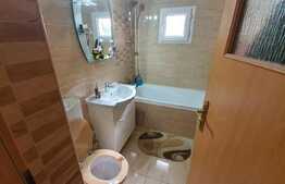 Apartament cu 3 camere, etaj intermediar, in zona centrala Apahida