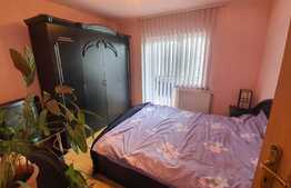 Apartament cu 3 camere, etaj intermediar, in zona centrala Apahida