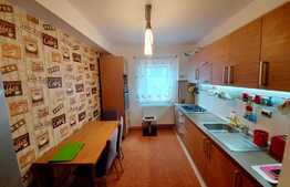 Pret avantajos! Apartament 2 camere, decomandat, parcare, zona strazii Stejarului!