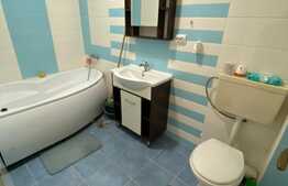 Apartament 2 camere, 54 mp, parcare, balcon, zona Terra!