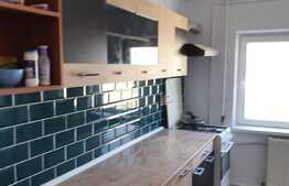 Apartament 4 camere, 2 bai, 82 mp, zona Calea Floresti