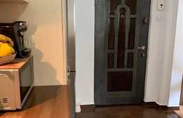 Apartament cu 3 camere, 43 mp, etaj intermediar, zona strazii Mehedinti