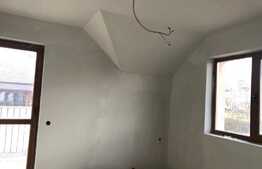 Casa noua semifinisata, 130mp cu 1000mp teren in Campenesti