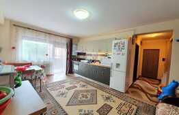 Apartament cu 3 camere, parcare cu CF, boxa, zona strazii Stejarului!