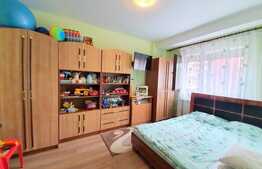 Apartament cu 3 camere, parcare cu CF, boxa, zona strazii Stejarului!