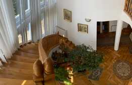 Casa individuala, 600 mp, curte de 1500 mp, zona Grand Hotel Italia