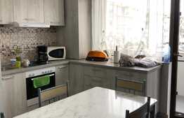 Disponibilitate 15 Ianuarie! Apartament 3 camere 55mp, parcare, zona Terra