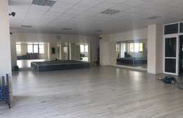 Spatiu comercial de tip open space, finisat