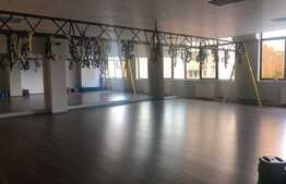 Spatiu comercial de tip open space, finisat