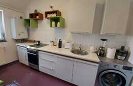 Apartament decomandat, modern/lux, etaj intermediar, debara, balcon, zona Porii