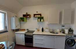 Apartament decomandat, modern/lux, etaj intermediar, debara, balcon, zona Porii