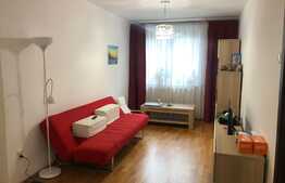Apartament 3 camere, 55 mp, recent renovat, parcare, zona Plopilor