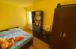 Apartament cu 2 camere, 48 mp, etaj , balcon, parcare, zona Florilor