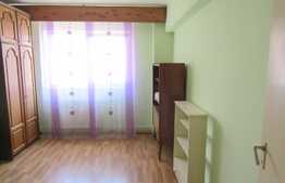 Apartament 2 camere, 52 mp, decomandat, zona Hotel Paradis