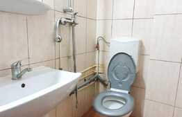 Garsoniera, etaj intermediar, zona Liviu Rebreanu