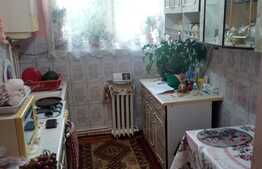 Apartament 2 camere, decomandat, 49 mp, loc de parcare