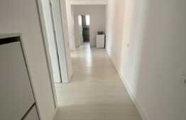 Apartament cu 3 camere, 60 mp, intermediar, de lux, zona Eroilor