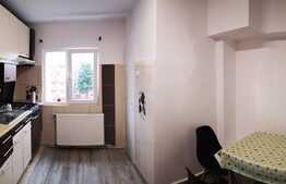 Apartament 3 camere, decomandat, 65 mp, zona Fantanele