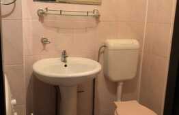 Apartament cu 4 camere decomandat in zona strazii Donath