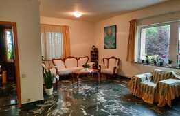 Vila exclusivista cu piscina interioara, in cartierul Faget