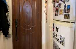 Apartament pe etaj intermediar in zona strazii N. Titulescu!