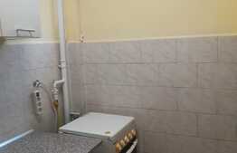 Garsoniera luminoasa, etaj intermediar, 28mp + balcon, zona Detunata