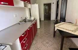 Apartament o camera, decomandat, balcon, 36mp, zona strazii Porii