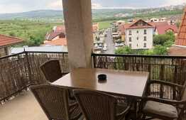 Penthouse de 180 mp cu garaj, zona Iulius Mall