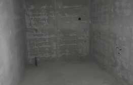 Cauti apartament cu 2 camere, semifinisat cu CF in zona Vivo?