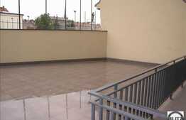 3 CAMERE . MAXIM CONFORT. PENTRU PERSOANE PRETENTIOASE !