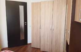 Apartament 2 camere, parcare cu CF, etaj intermediar, AC! Zona strazii Florilor!