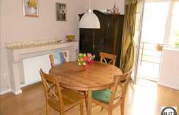 Apartament de vanzare cu 3 camere, mobilat partial