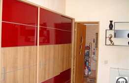 De vanzare 2 camere, 55 mp finisat si mobilat modern, la 10 minute de Gara