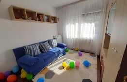 Apartament cu trei camere, 74 mp, zona The Office