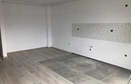 Apartament spatios finisat, etaj intermediar, garaj in zona strazii Fabricii!